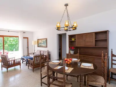 Zona de estar de Apartment S'Esquirols Nº2 by Interhome