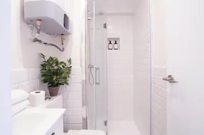 Un baño de Lemon Beach Boutique Studio
