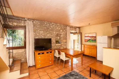Una cocina o zona de cocina en PELEGRÍ - ONYARAPARTMENT's COM