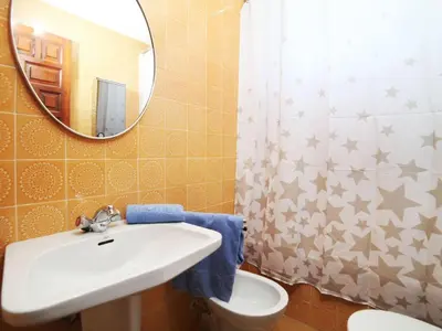 Un baño de Holiday Home Gramoia by Interhome