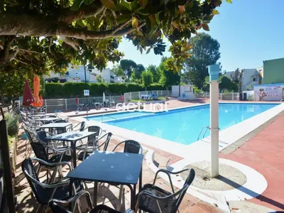 Piscina en o cerca de Politur J-30
