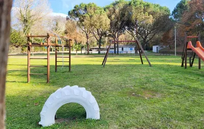 Zona de juegos infantil en 2 Bedroom Nice Home In Puig Ventos