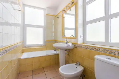 Un baño de Luxury Villa in front of the beach POPETA