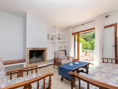 Zona de estar de Apartment S'Esquirols Nº7 by Interhome