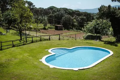 Piscina en o cerca de La BERBENA casa rural en el campo