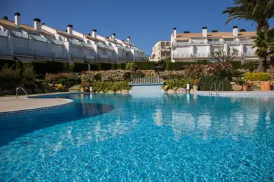 Piscina en o cerca de Casa 7 - Parc Sant Ramon, descanso y armonía